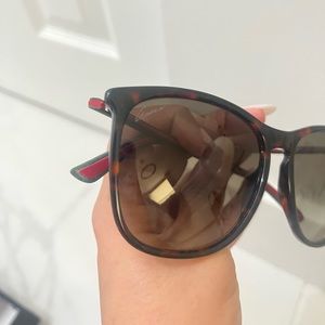 Gucci sunglasses